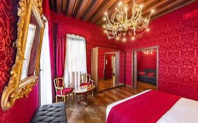 Hotel Palazzo San Lorenzo  4*